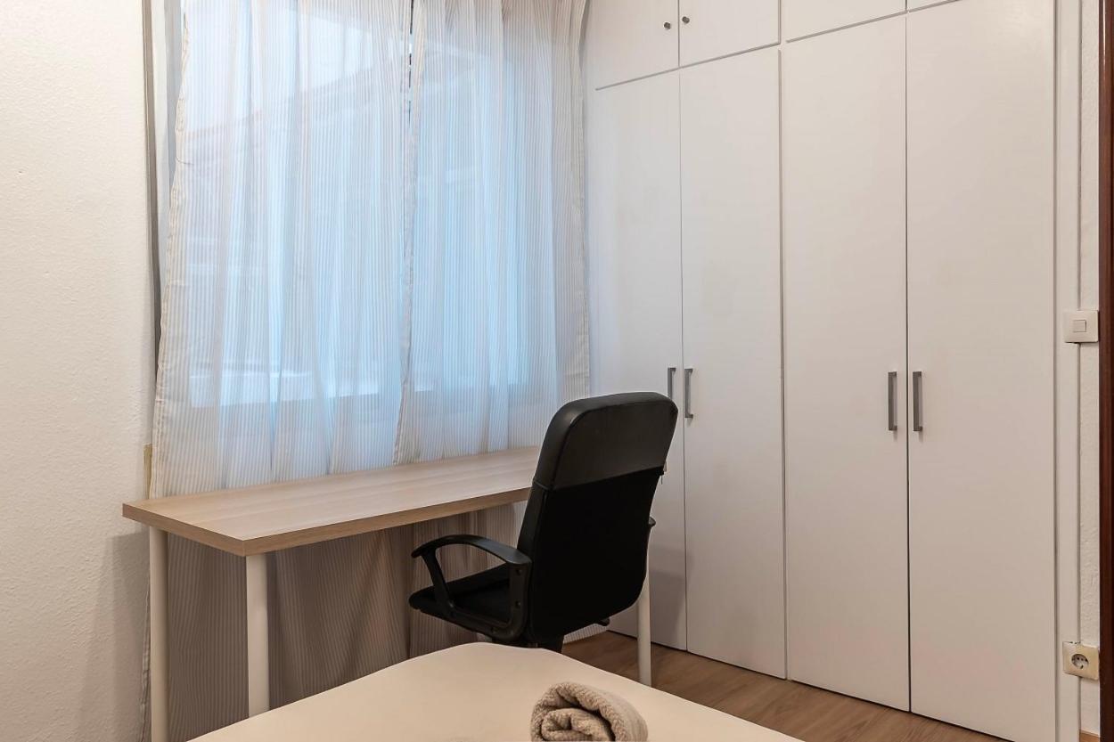 Funcional Y Renovado Apartamento En Iturrama Pamplona Bagian luar foto