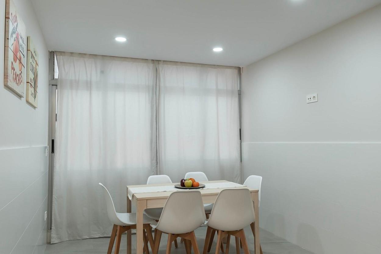Funcional Y Renovado Apartamento En Iturrama Pamplona Bagian luar foto