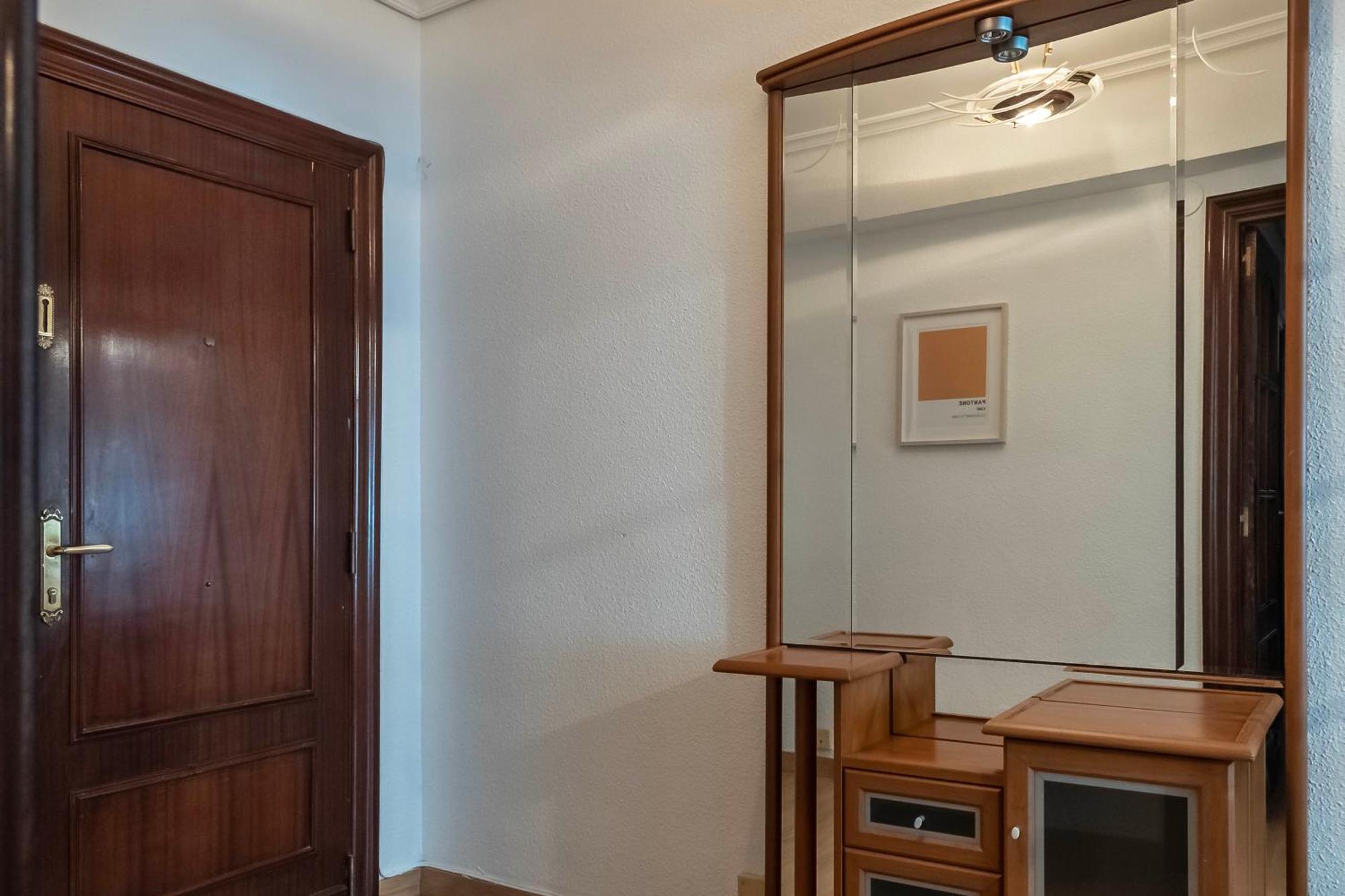 Funcional Y Renovado Apartamento En Iturrama Pamplona Bagian luar foto
