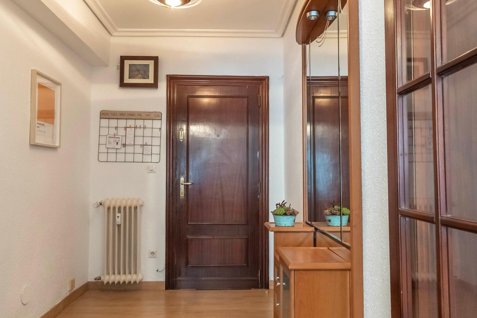 Funcional Y Renovado Apartamento En Iturrama Pamplona Bagian luar foto